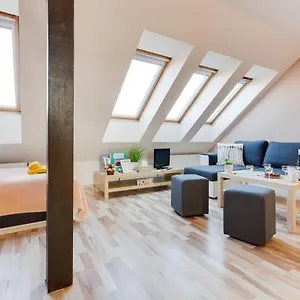 Jane's Charming Apartment
